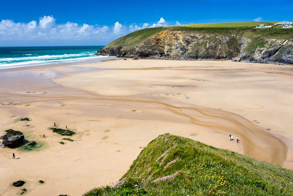 mawgan-porth-beach.jpg